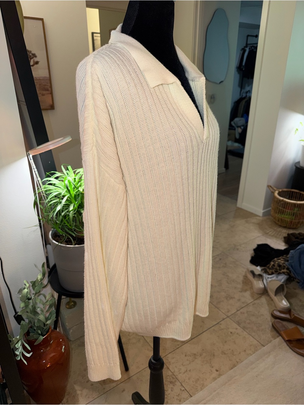 Imanimo Cream Ribbed V-Neck Collared Sweater Oversized - Picture 4 of 6